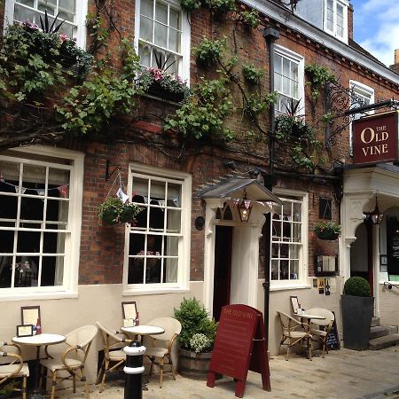 The Old Vine Hotel Winchester Exterior photo