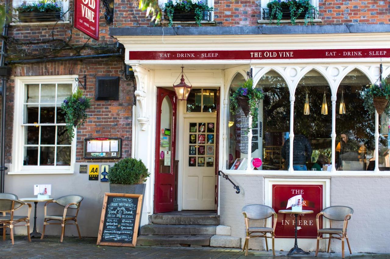 The Old Vine Hotel Winchester Exterior photo